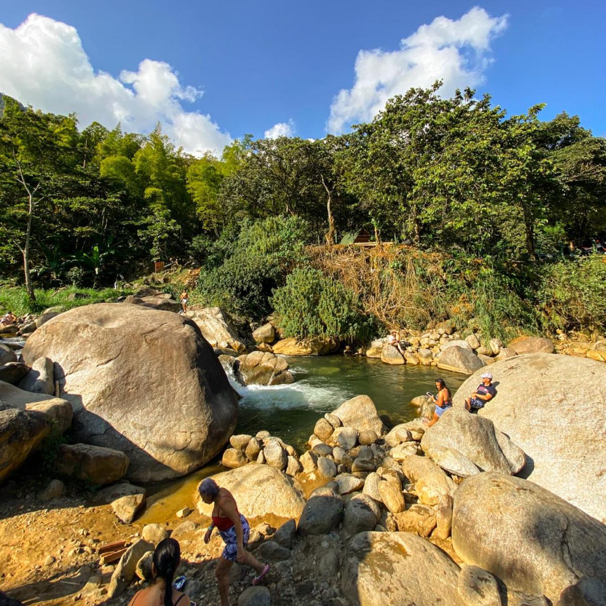 Hosteria El Sendero - โกกอร์นา ภายนอก รูปภาพ