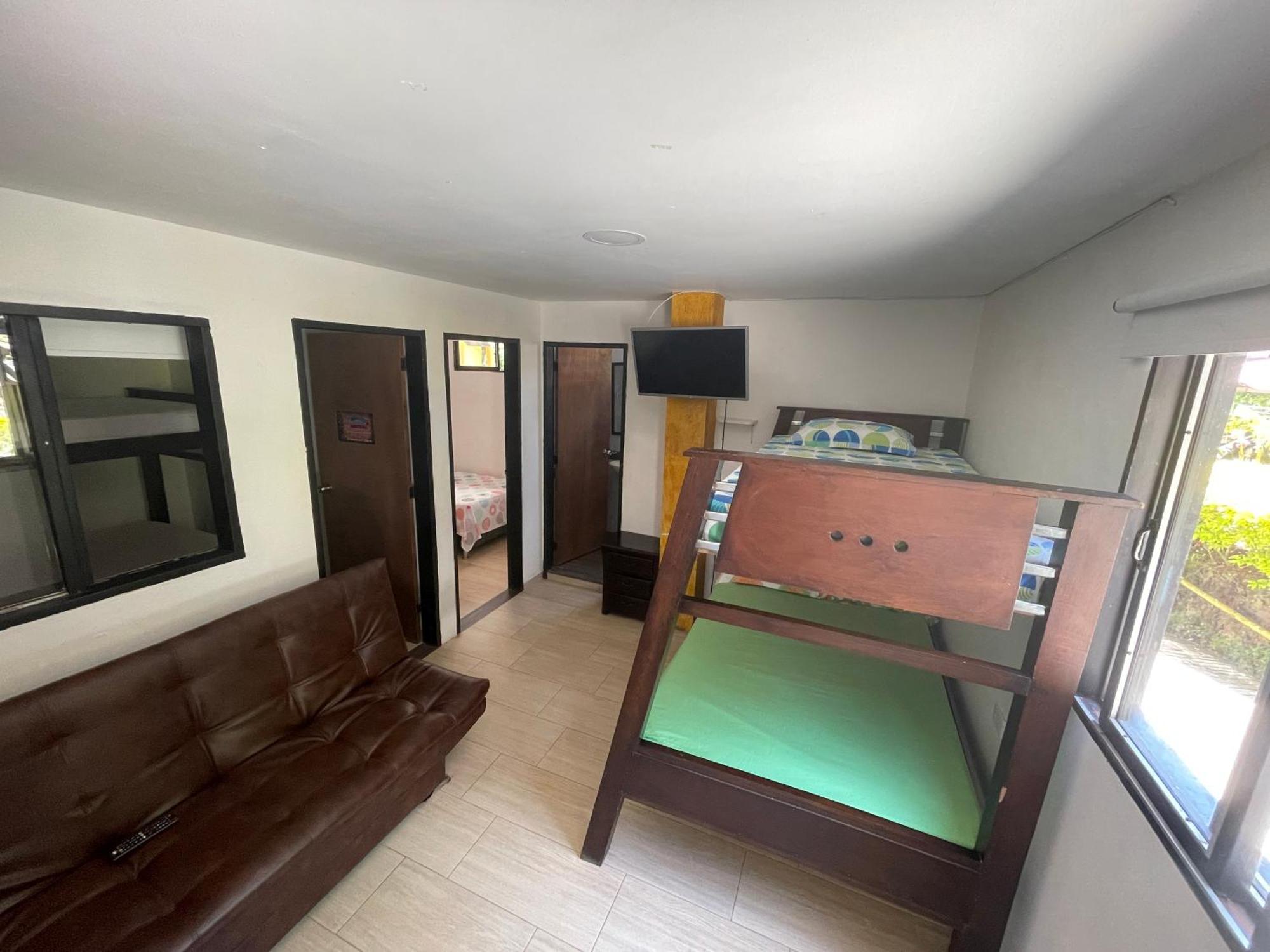 Hosteria El Sendero - โกกอร์นา ภายนอก รูปภาพ
