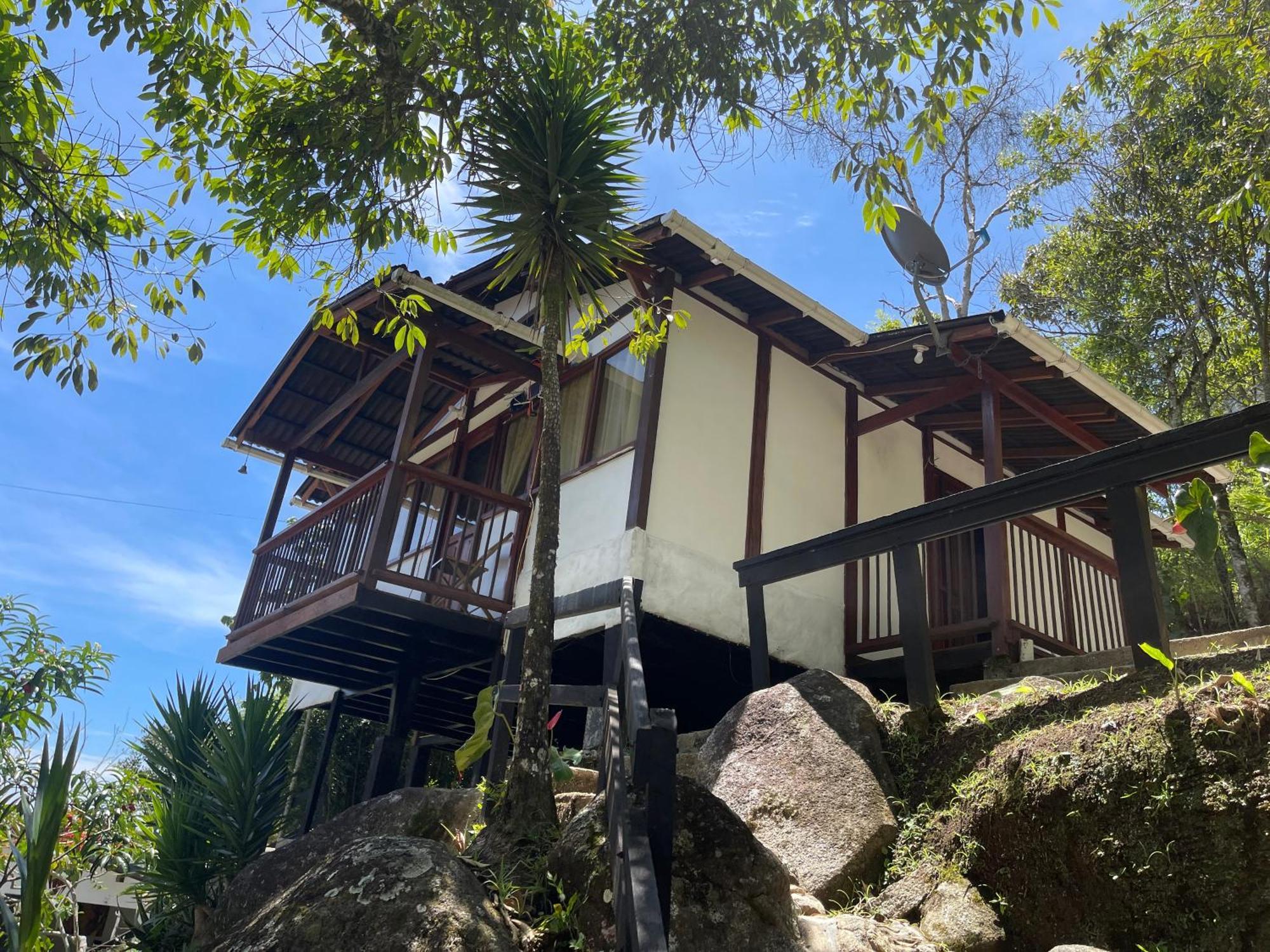 Hosteria El Sendero - โกกอร์นา ภายนอก รูปภาพ