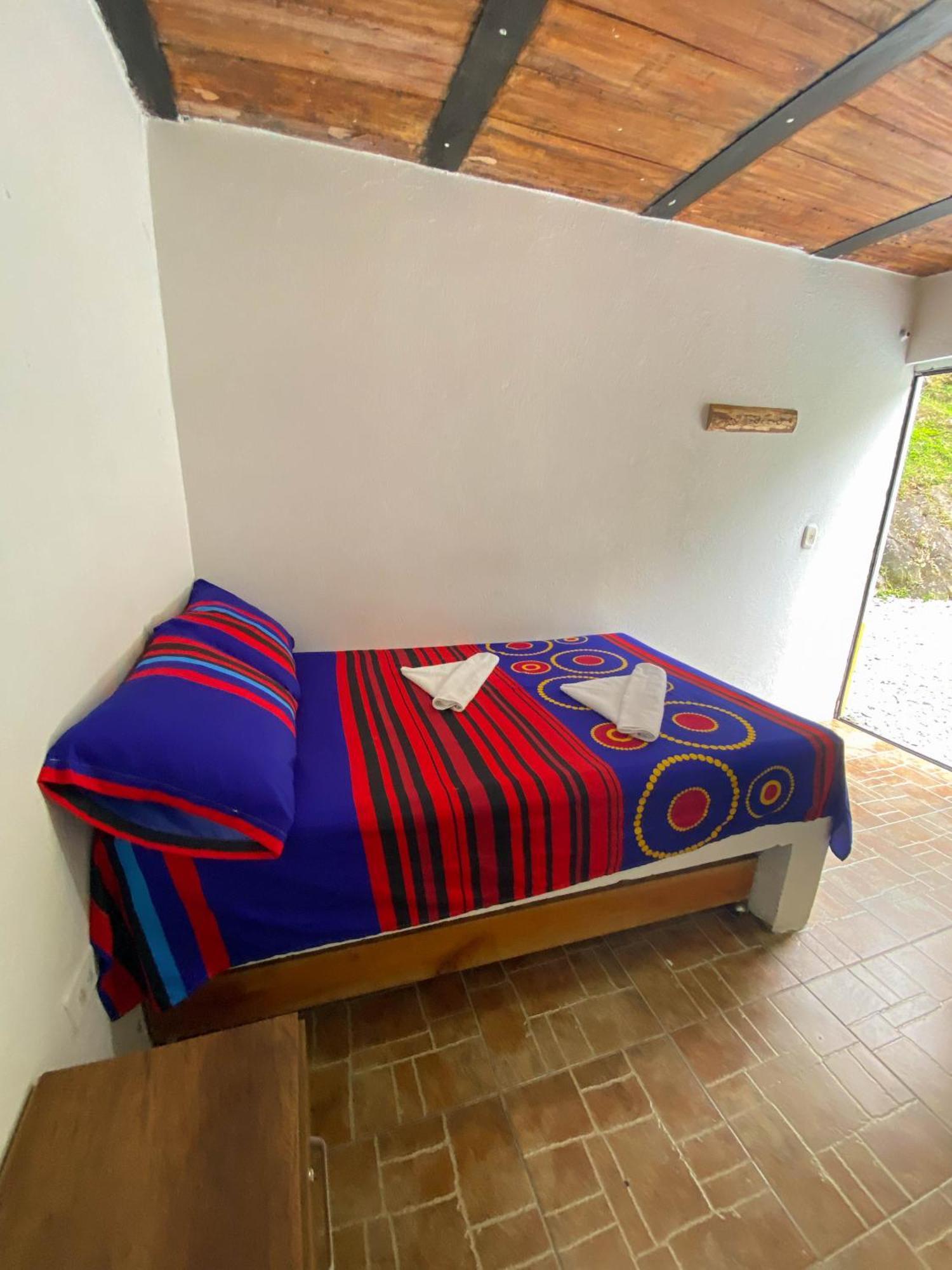 Hosteria El Sendero - โกกอร์นา ภายนอก รูปภาพ