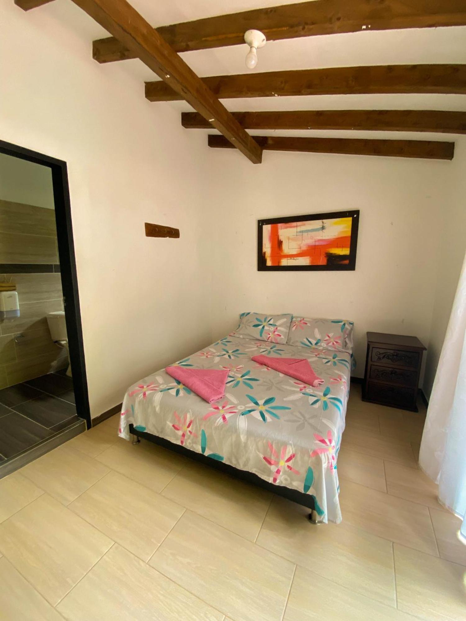 Hosteria El Sendero - โกกอร์นา ภายนอก รูปภาพ